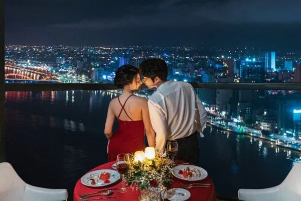 Vì sao nhà hàng lãng mạn lại là "chìa khóa vàng" cho những buổi hẹn hò của cặp đôi?