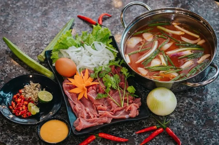 Lẩu - Món ăn "quốc dân" gắn kết mọi nhà