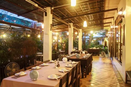Review nhà hàng nổi tiếng – Sức mạnh của trải nghiệm được chia sẻ